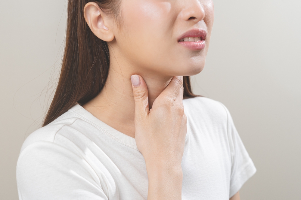 Sickness,In,Inflaming,Asian,Young,Woman,,Girl,Use,Hand,Check