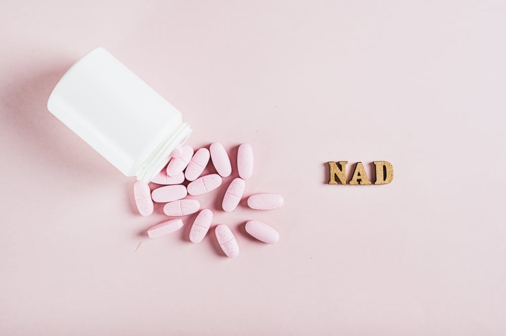 Close,up,of,nicotinamide,adenine,dinucleotide,anti aging,pills,and,a