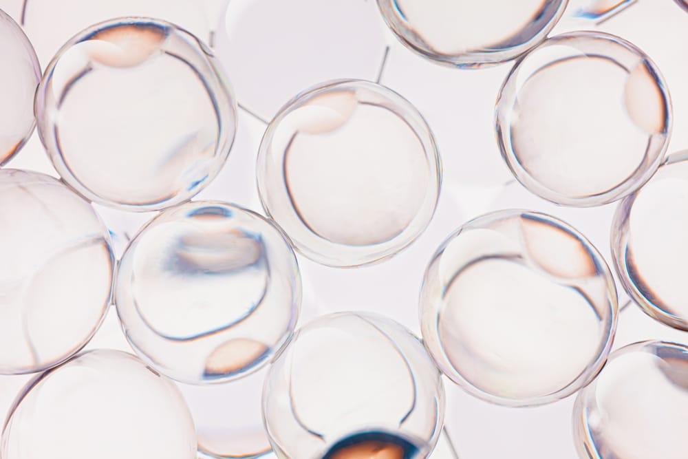 Beauty,product,moisture,ingredient,hyaluronic,acid,,retinol,,vitamine,e,,peptides